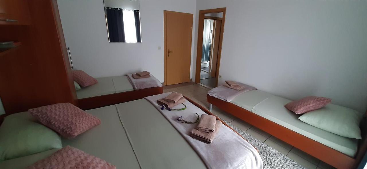 Apartment Narda Baska Voda Bagian luar foto