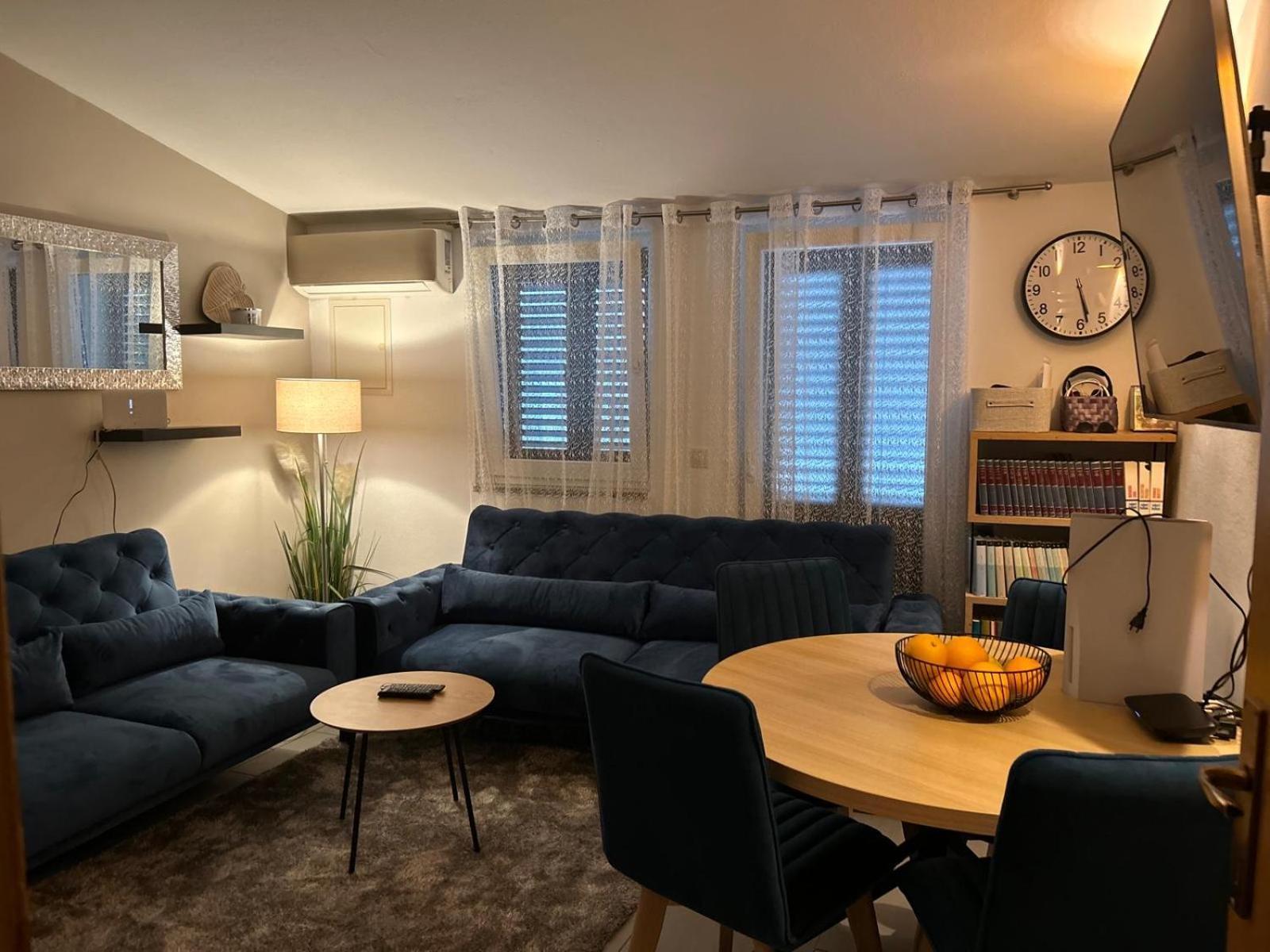 Apartment Narda Baska Voda Bagian luar foto