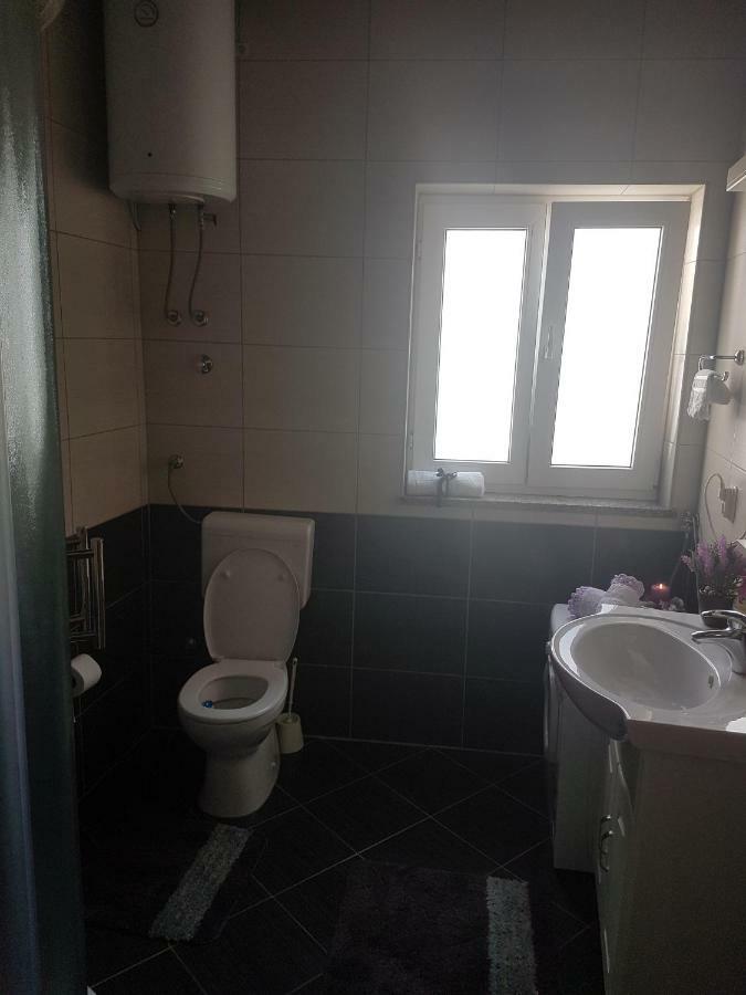 Apartment Narda Baska Voda Bagian luar foto