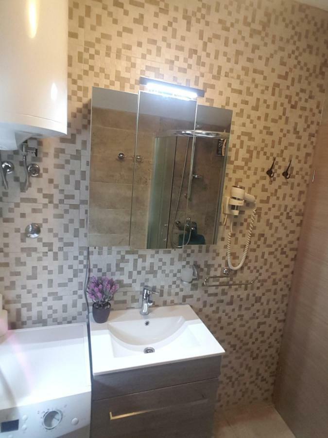 Apartment Narda Baska Voda Bagian luar foto