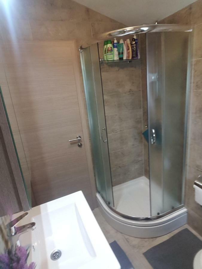 Apartment Narda Baska Voda Bagian luar foto